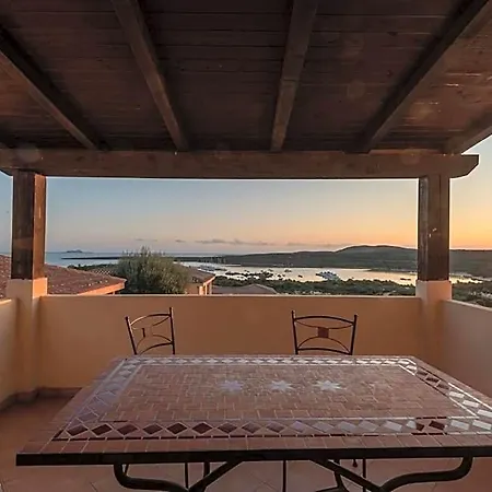 Isa-residence Baia De Bahas Golfo Di Marinella Hotel 3*