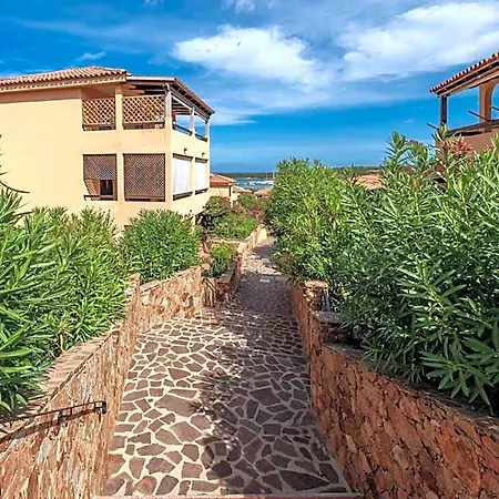 Isa-residence Baia De Bahas Golfo Di Marinella 3*